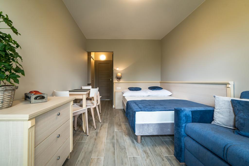 Hotel Farys à Jastrzębia Góra Extérieur photo